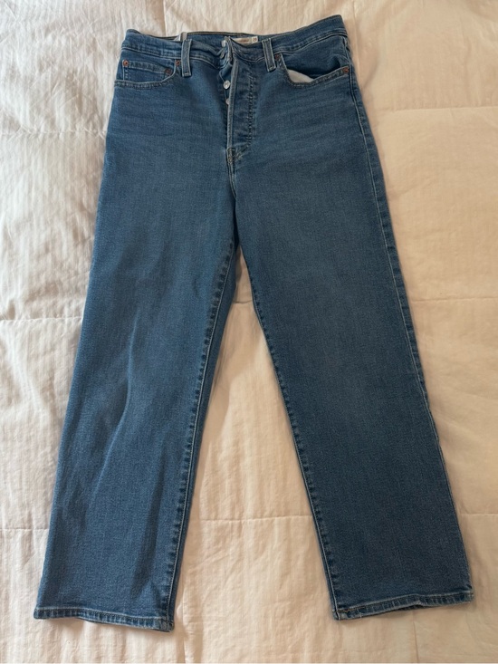 Levi's Pants - Levi's Women's Straight-Leg Jeans in Medium Blue Denim